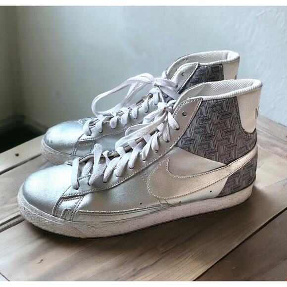 Nike Blazer SP High Top Silver Leather Sneakers Men 10 Shoes Tin man Metallic - Picture 1 of 13